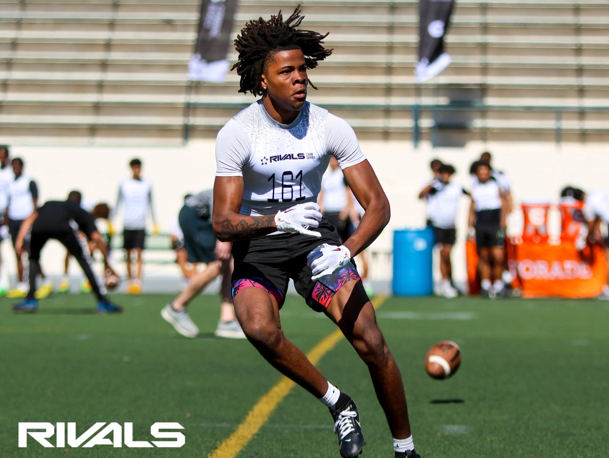 Adam Gorney (@adamgorney) on Twitter photo Three schools have been standing out for 2027 four-star WR Quentin Hale.
And then Texas offered.
<a href="/OB_JasonS/">Jason Suchomel</a>
n.rivals.com/news/new-front… Three schools have been standing out for 2027 four-star WR Quentin Hale.
And then Texas offered.
<a href="/OB_JasonS/">Jason Suchomel</a>
n.rivals.com/news/new-front…