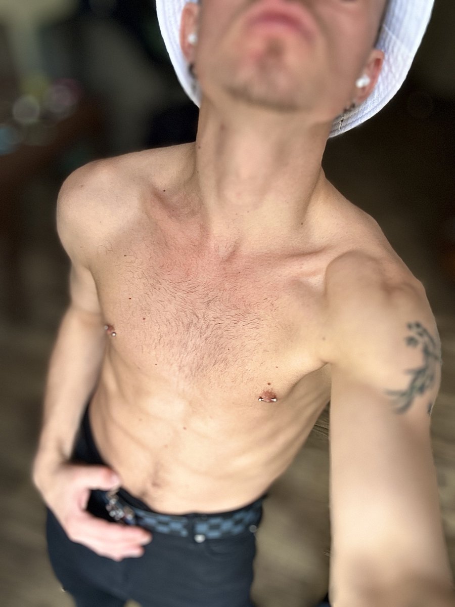 I have new babys on my nipples❤️
#nipples