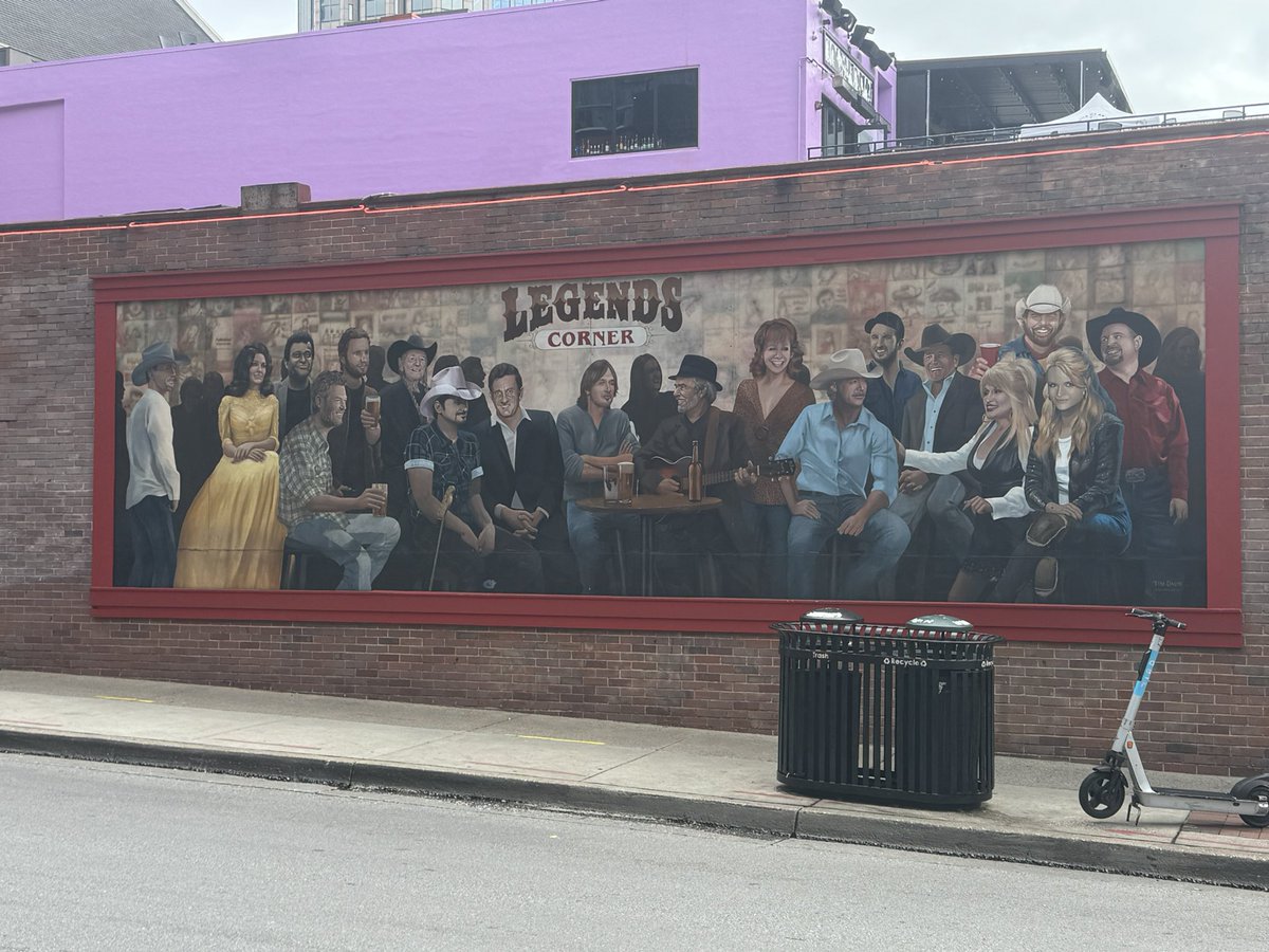 ADP_ChadNewell's tweet image. It’s always nice to be in the Music City for the Bradley Economic Development Forum. Look forward to connecting with friends in the field &amp;amp; leading #SiteSelection consultants @didicaldwell, Brooklin Salemi, &amp;amp; Steve Spartin. #EconDev #Jobs #TheBurg @ADPHattiesburg
