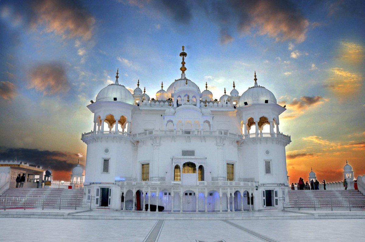 Jaskaran Singh (@jksinghch) on Twitter photo 🪯 🕊️ Ardas (Sikh prayer) to be offered before Guru Granth Sahib on May 9 morning at Takht Kesgarh Sahib, Anandpur Sahib, birthplace of Khalsa, amid tensions between India & Pakistan seeking peace and avoidance of war between the two nations. <a href="/J_SriAkalTakht/">Jathedar Giani Kuldeep Singh Gargajj</a> will offer Ardas. 🪯 🕊️ Ardas (Sikh prayer) to be offered before Guru Granth Sahib on May 9 morning at Takht Kesgarh Sahib, Anandpur Sahib, birthplace of Khalsa, amid tensions between India & Pakistan seeking peace and avoidance of war between the two nations. <a href="/J_SriAkalTakht/">Jathedar Giani Kuldeep Singh Gargajj</a> will offer Ardas.