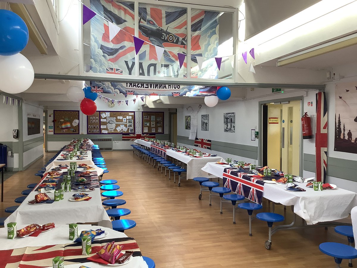 SPBEYFS's tweet photo. Reception have had a wonderful day celebrating VE Day! π¬π§β€οΈππ€ #StPBHist #VEDay80 https://t.co/3aiFppC6Jl