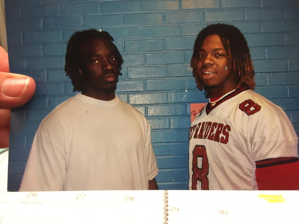 Ricky Sapp (@sapp91) on Twitter photo #TBThursday young bamberg bookendz .. thank God for growth lol <a href="/ClemsonFB/">Clemson Football</a> <a href="/DaQuanBowers91/">Coach Da'Quan Bowers</a> #TBThursday young bamberg bookendz .. thank God for growth lol <a href="/ClemsonFB/">Clemson Football</a> <a href="/DaQuanBowers91/">Coach Da'Quan Bowers</a>