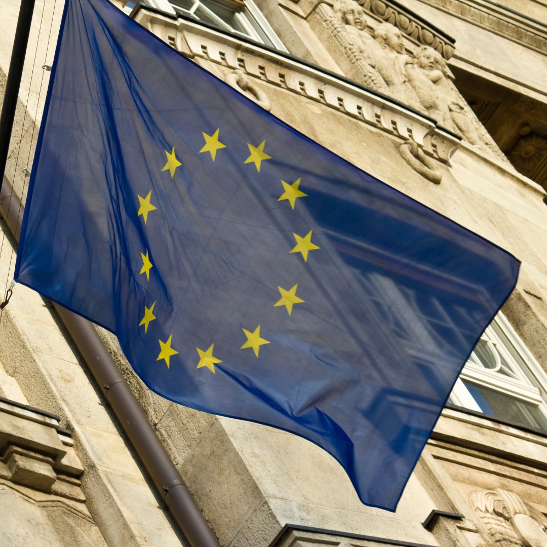 Ministerio de Asuntos Exteriores, UE y Cooperación (@maecgob) on Twitter photo 🇪🇺 ¿Te gustaría trabajar o formarte en alguna de las instituciones de la #UniónEuropea?
🔎 Consulta la información sobre oportunidades de empleo y prácticas que <a href="/HablamosdEuropa/">Hablamos de Europa</a> publica en todas sus plataformas.
hablamosdeeuropa.es/es/Paginas/Bol…
#ProfesionalesUE #EUCareers 🇪🇺 ¿Te gustaría trabajar o formarte en alguna de las instituciones de la #UniónEuropea?
🔎 Consulta la información sobre oportunidades de empleo y prácticas que <a href="/HablamosdEuropa/">Hablamos de Europa</a> publica en todas sus plataformas.
hablamosdeeuropa.es/es/Paginas/Bol…
#ProfesionalesUE #EUCareers