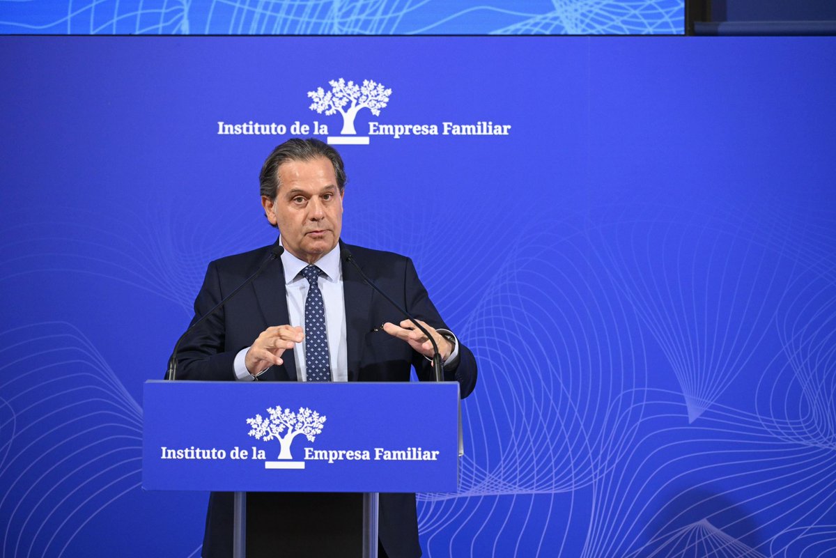 Amefmur (@amefmur) on Twitter photo 🆕Hemos estado presentes en la Asamblea Anual de Socios del Instituto de la Empresa Familiar (IEF) en la Bolsa de Madrid. 
Un evento clave que ha reunido a líderes empresariales para debatir sobre geopolítica y liderazgo empresarial.
Leer más 👉bit.ly/3Yx2ytF 🆕Hemos estado presentes en la Asamblea Anual de Socios del Instituto de la Empresa Familiar (IEF) en la Bolsa de Madrid. 
Un evento clave que ha reunido a líderes empresariales para debatir sobre geopolítica y liderazgo empresarial.
Leer más 👉bit.ly/3Yx2ytF