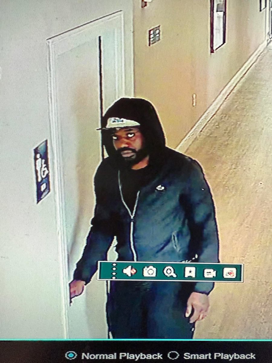 BriWonderlust's tweet photo. A door dasher stole my package 🥹
Caught you on camera...I'm calling the police. https://t.co/frl9DAGYTm