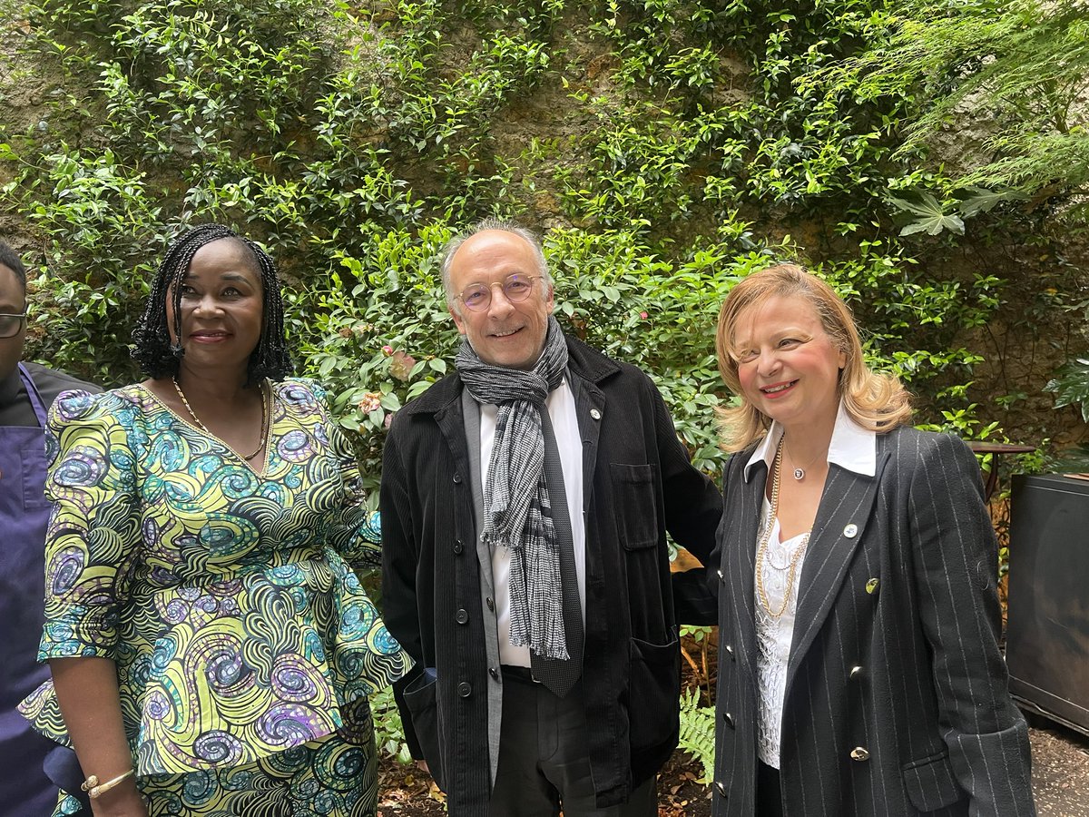 Nadia Bey (@nadiabeyinfo) on Twitter photo #Comite des justes du Congo est née officielle en présence de l’ambassadeur du Congo et d’importante personnalités. Un moment historique pour mettre au conflit qui dure depuis 30 ans .Vicky Matumwa , <a href="/yvesthreard/">Yves Thréard</a> . #Comite des justes du Congo est née officielle en présence de l’ambassadeur du Congo et d’importante personnalités. Un moment historique pour mettre au conflit qui dure depuis 30 ans .Vicky Matumwa , <a href="/yvesthreard/">Yves Thréard</a> .