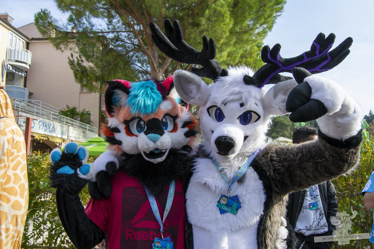 MaeBea (@maebeamainecoon) on Twitter photo Deer furrs are so adorable, don't you agree? ๐ฅฐ
Just watch out for the antlers. ๐
๐ฆ: <a href="/SilverDeric/">Deric : @dericdeer.bsky.social</a>
๐ธ: <a href="/SCHEndiu/">Enอฉdอคiอคuอฌ Tealber ๐ฆ // CEO of Tea โ</a> Deer furrs are so adorable, don't you agree? ๐ฅฐ
Just watch out for the antlers. ๐
๐ฆ: <a href="/SilverDeric/">Deric : @dericdeer.bsky.social</a>
๐ธ: <a href="/SCHEndiu/">Enอฉdอคiอคuอฌ Tealber ๐ฆ // CEO of Tea โ</a>