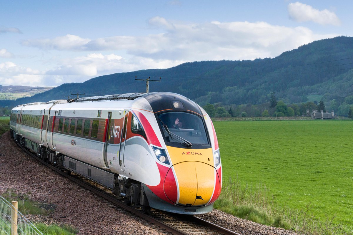 LNER's tweet image. Can you believe our Azuma trains will be 6️⃣ years old next week?

Reply with your favourite Azuma photos or artwork and we’ll share our top picks on its birthday 🎁