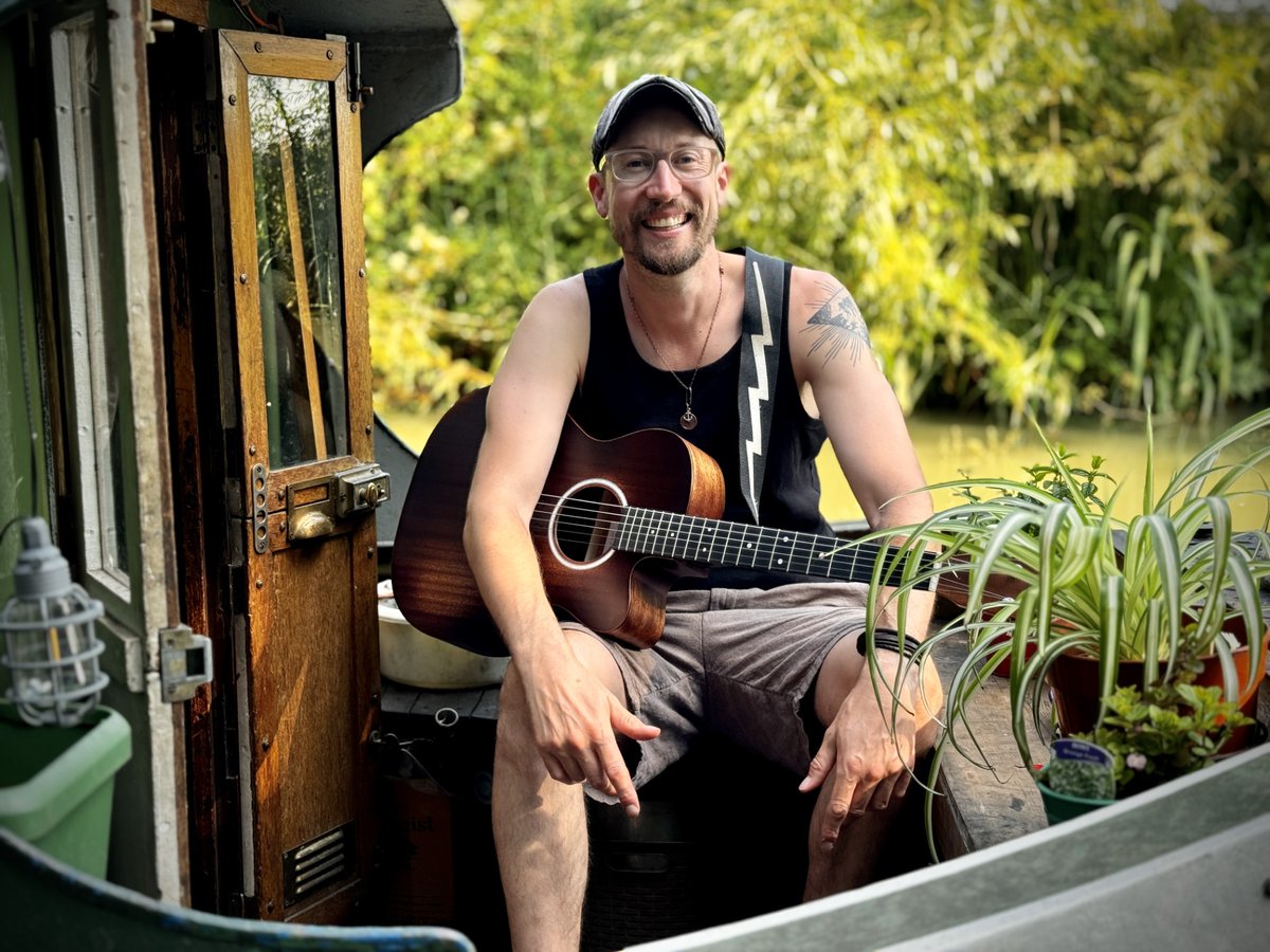 Canal & River Trust Boating (@crtboating) on Twitter photo Canal Boat Diaries is back for another series!
๐๏ธ Monday 19th Mayโฏat 8pm
๐บ <a href="/YesterdayTweets/">U&Yesterday</a>
Join Robbie Cumming aboard Naughty Lass as he cruises back to London, exploring waterways in the Southeast along the way, starting on the Oxford Canal. Canal Boat Diaries is back for another series!
๐๏ธ Monday 19th Mayโฏat 8pm
๐บ <a href="/YesterdayTweets/">U&Yesterday</a>
Join Robbie Cumming aboard Naughty Lass as he cruises back to London, exploring waterways in the Southeast along the way, starting on the Oxford Canal.