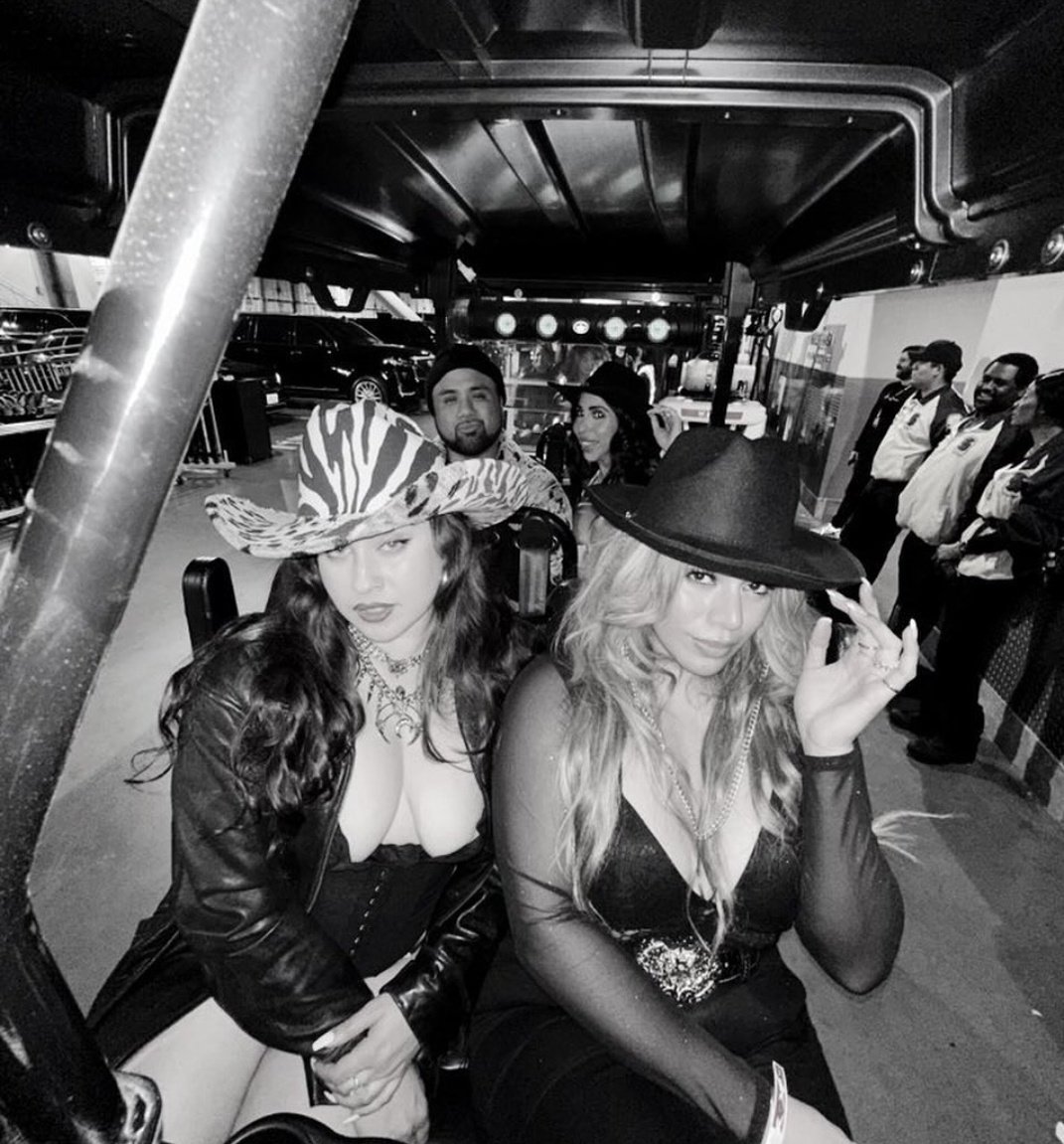 lmjfirefox's tweet photo. Meu laurinah viveeeeeeeeee 🥹🤏🏻 https://t.co/a4Dx2QaYks
