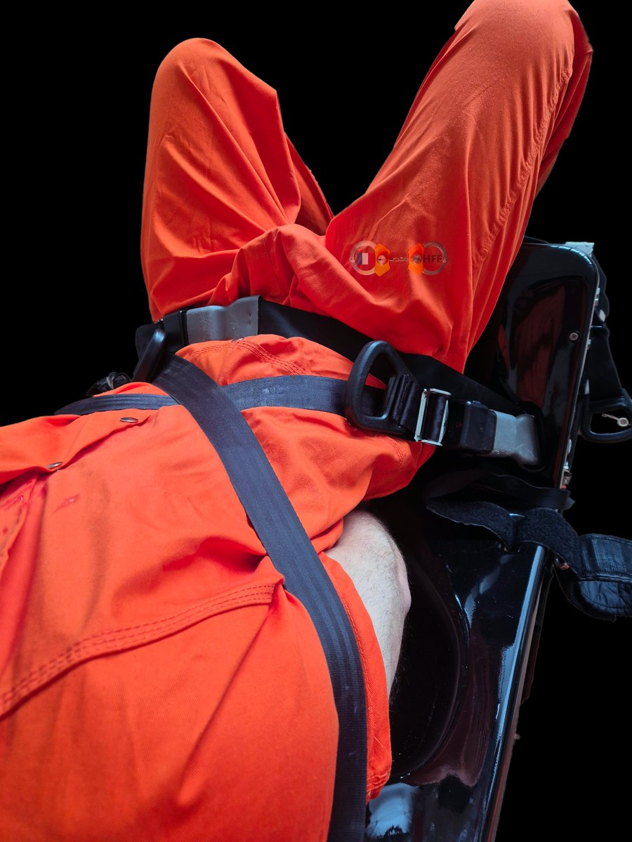 Handcuffs_Fr's tweet photo. Handcuffed behind the back in the AEDEC restraint chair. https://t.co/OVK82navgb