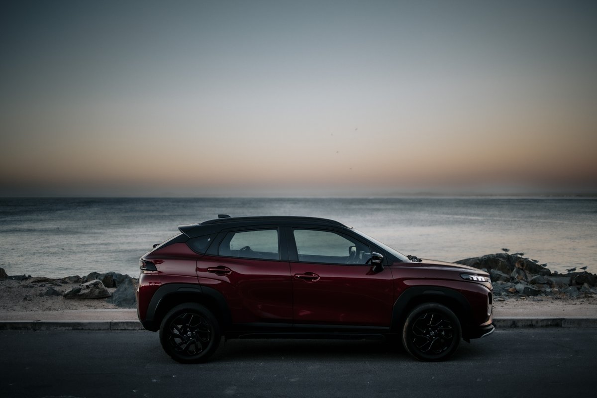 Suzuki_ZA's tweet photo. With its SUV-inspired design, elevated stance and striking presence, the Fronx brings confidence to every drive.
From smart tech to standout style, it’s designed to impress on every level. What’s your favourite feature of the Fronx? #SuzukiSA #ShapeYourNew
@shotbyluca_ https://t.co/w1wiDnIW10