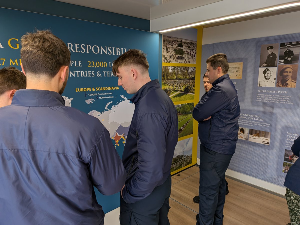 Commonwealth War Graves (@cwgc) on Twitter photo Sailors from HMS Queen Elizabeth stand with our Torch for Peace at Portsmouth Naval Base, home of the <a href="/RoyalNavy/">Royal Navy</a>, before a two minutes' silence is held around the country to mark the 80th anniversary of VE Day.
#VE80 #VJ80 #Victory80 Sailors from HMS Queen Elizabeth stand with our Torch for Peace at Portsmouth Naval Base, home of the <a href="/RoyalNavy/">Royal Navy</a>, before a two minutes' silence is held around the country to mark the 80th anniversary of VE Day.
#VE80 #VJ80 #Victory80