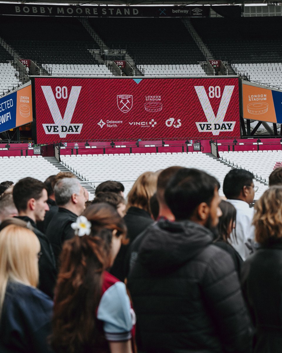 Marking the 80th anniversary of VE Day at London Stadium 🇬🇧