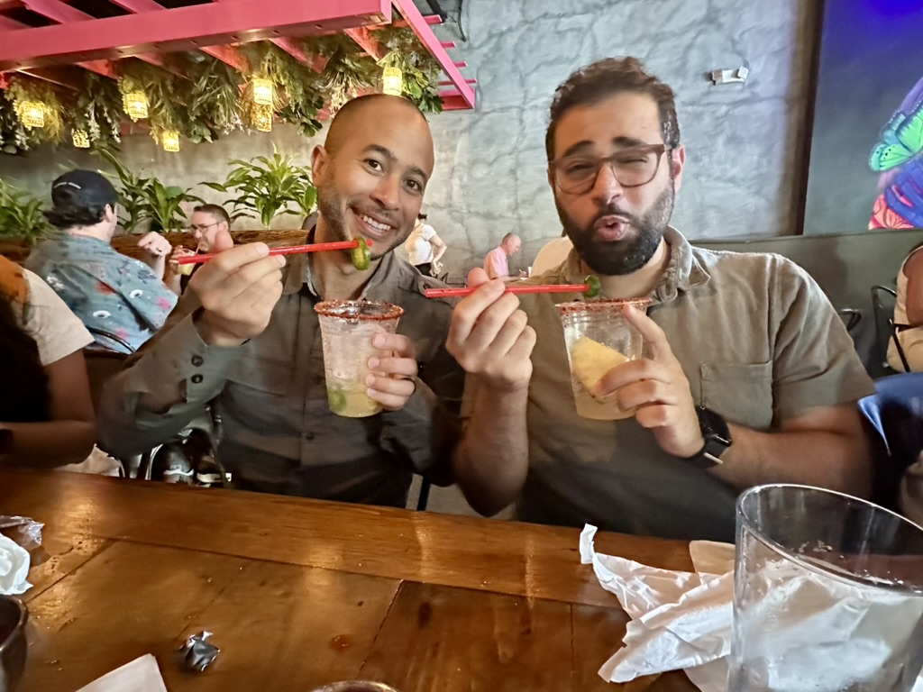 Stern_Security's tweet image. Cinco de Mayo 🌮
Team tacos ✅
Jalapeño challenge ✅
A warm welcome to our newest team member on her first day! 🎉

Can you love people and still need quiet to recharge?

Fun fact: Cinco de Mayo ≠ Mexico’s Independence Day 🇲🇽

#IntrovertsInTech #TeamCulture #CincoDeMayo