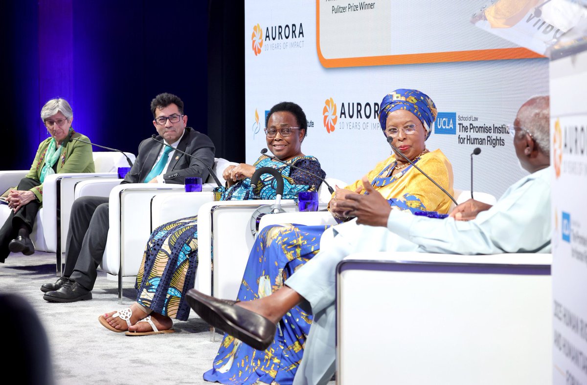 LusengeJ's tweet image. Dans le cadre du Forum sur les droits de l'homme et l'aide humanitaire de 2025 à l'UCLA, j'ai eu l'honneur de participer au panel "Héros des temps modernes". Cette rencontre a réuni des humanitaires Aurora, qui ont partagé leur expérience de leadership dans les régions les plus…