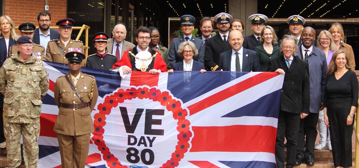 Proud to mark VE Day at the Town Hall #RBKC