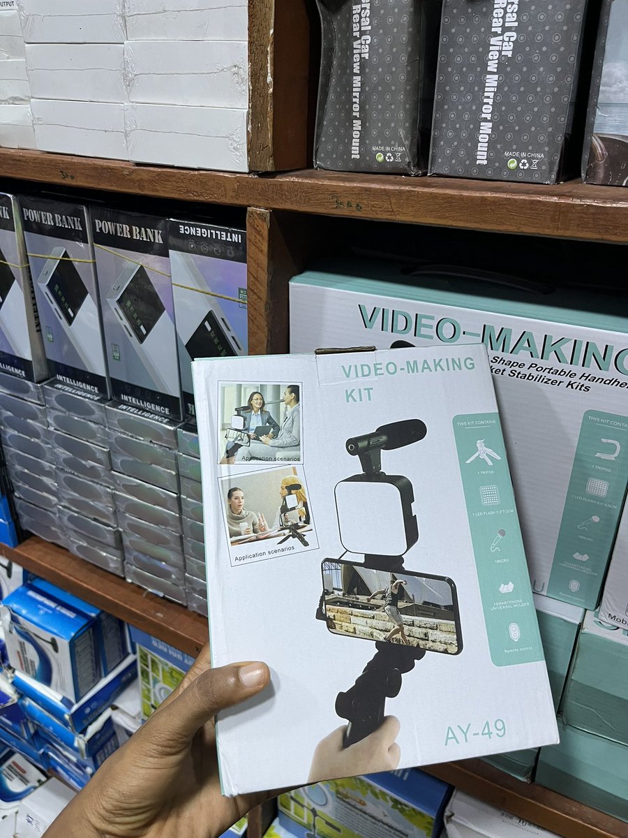 AkiangLoveth's tweet image. No more boring videos! Get this affordable content creator tools and elevate your content 😊
.
Led 660 pro, comes with stand, battery, charger: 110k
.
Frame 2 (27,500)
Frame3 (14,500)
Frame4 (15,500)
.
#accesories #contentools