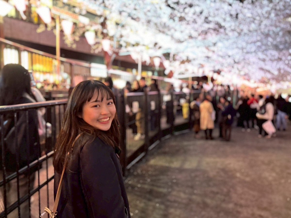 部員紹介9人目

【名前】　江川マリア
【学部学年】　政治経済学部4年
【誕生日】　12/18
【所持級】　7級
【趣味や特技】　美味しいご飯巡り🍙
【得意なエレメンツ】　アクセルトーループ
【一言】　いつも応援ありがとうございます！！　
今シーズンは楽しむ気持ちを忘れずに頑張ります⛸✨