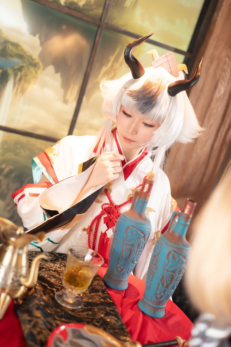 コハク☻:卍衣装卍 (@kohaku_gbf09) on Twitter photo ⚠︎︎Cosplay
グラブル/ハイラの式神(ヒトハ)
.
ハイラ様が嗜まれているお酒…
ハイラ様をも虜にする秘密は一体何なのでしょうか…
.
📷:にゅまさん <a href="/nyu_ma_69/">にゅま@春例🌸せ56b</a>
Studio:バッカニア <a href="/StudioBuccaneer/">バッカニアスタジオ《予約受付再開》</a>
#ゆる騎空団併せ0420
#コハク変身記 ⚠︎︎Cosplay
グラブル/ハイラの式神(ヒトハ)
.
ハイラ様が嗜まれているお酒…
ハイラ様をも虜にする秘密は一体何なのでしょうか…
.
📷:にゅまさん <a href="/nyu_ma_69/">にゅま@春例🌸せ56b</a>
Studio:バッカニア <a href="/StudioBuccaneer/">バッカニアスタジオ《予約受付再開》</a>
#ゆる騎空団併せ0420
#コハク変身記
