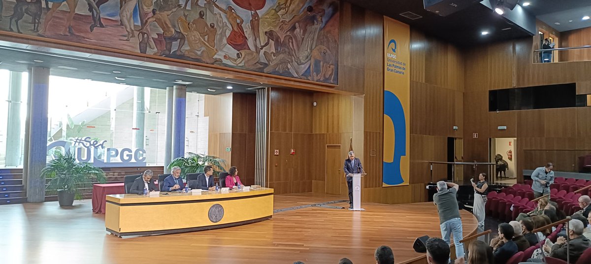 Ayoze Castro (@ayozec) on Twitter photo Reconocimiento de la ULPGC a nuestro grupo de investigación <a href="/IUSAeu/">IUSA_ULPGC www.iusa.eu</a> "una Salud" dirigido por el Profesor Antonio Fernández <a href="/Toniovetpath/">Fernández Antonio</a>. Reconocimiento de la ULPGC a nuestro grupo de investigación <a href="/IUSAeu/">IUSA_ULPGC www.iusa.eu</a> "una Salud" dirigido por el Profesor Antonio Fernández <a href="/Toniovetpath/">Fernández Antonio</a>.