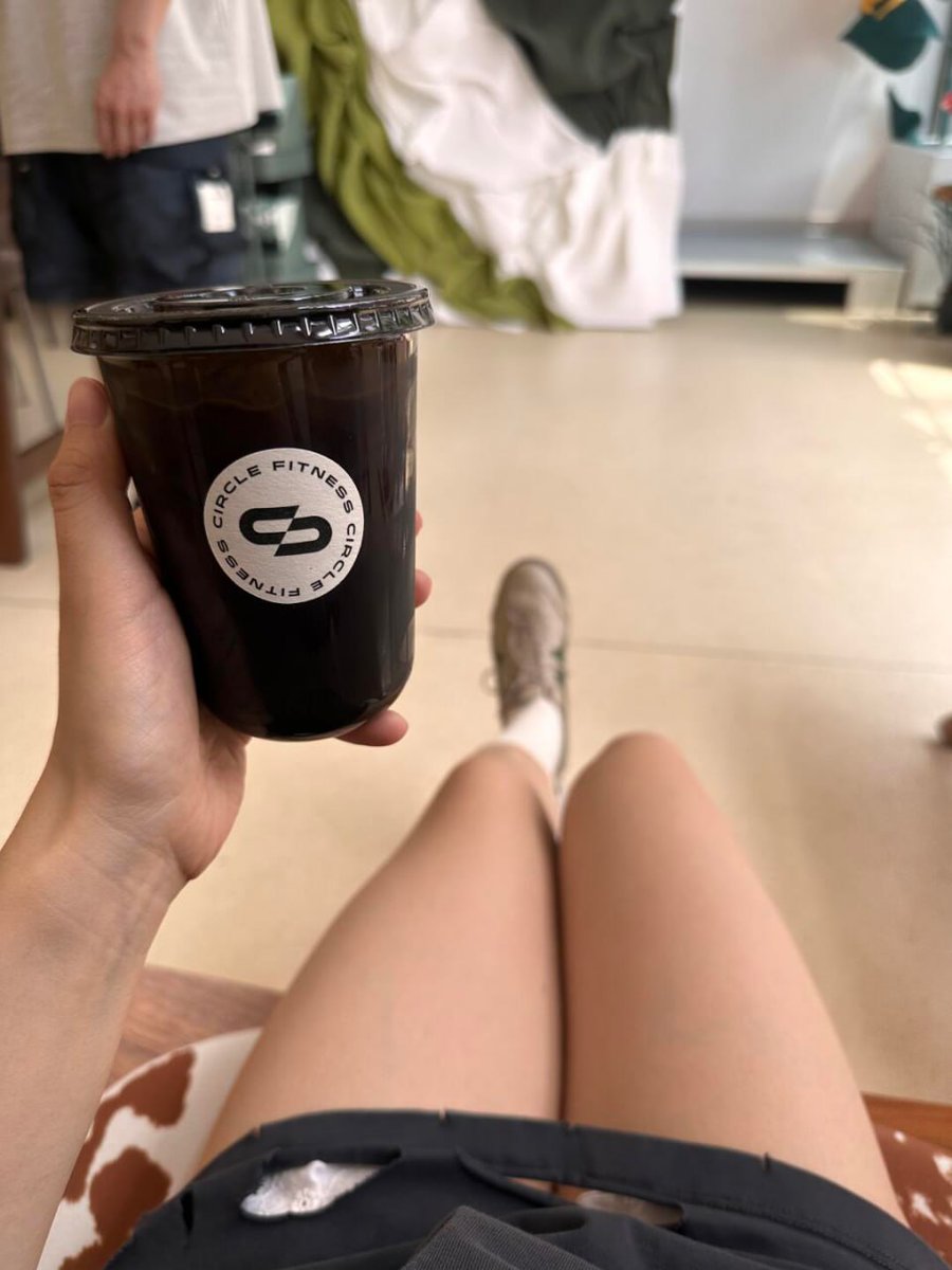 CeCeFrey8's tweet photo. When I finished play gym, I like to drink coffee first. It's relieves fatigue. Cause I'm coffee lover😊. Ha"" https://t.co/pzyhkYuy31