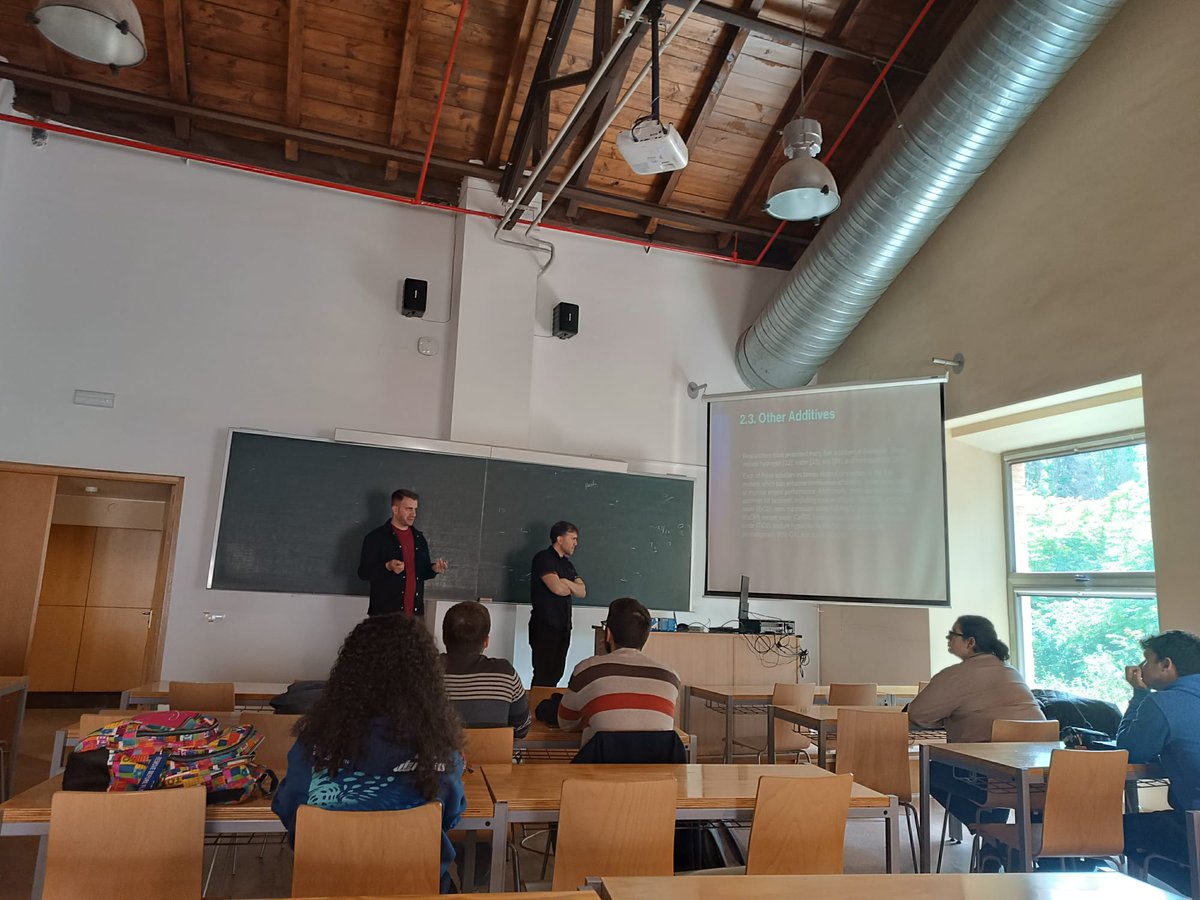 Escuela Ingeniería Industrial y Aeroespacial UCLM (@eiia_toledo) on Twitter photo 🌍 Esta semana hemos recibido a los profesores Yahya Celebi y Mazlum Cengiz de la Şırnak University (Turquía) <a href="/SirnakUnv/">Şırnak Üniversitesi</a> 
Hemos mantenido reuniones docentes e investigadoras y han impartido un seminario sobre combustibles renovables a estudiantes de 4º de Ing. Aeroespacial ⚗️✈️ 🌍 Esta semana hemos recibido a los profesores Yahya Celebi y Mazlum Cengiz de la Şırnak University (Turquía) <a href="/SirnakUnv/">Şırnak Üniversitesi</a> 
Hemos mantenido reuniones docentes e investigadoras y han impartido un seminario sobre combustibles renovables a estudiantes de 4º de Ing. Aeroespacial ⚗️✈️