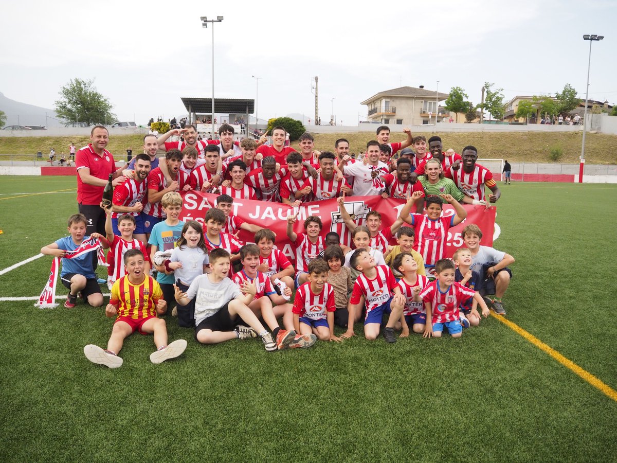 Unió Esportiva Olot tweet media