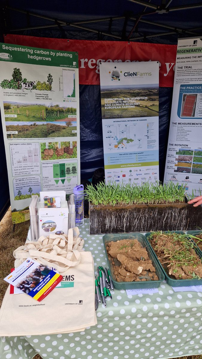 🗣 Some fantastic conversations on soil health taking place at #TransitionLive2025 this morning!

Always great to learn more about the innovative research into regenerative agriculture being carried out by the University of Leeds. 🌽

Farmers Weekly