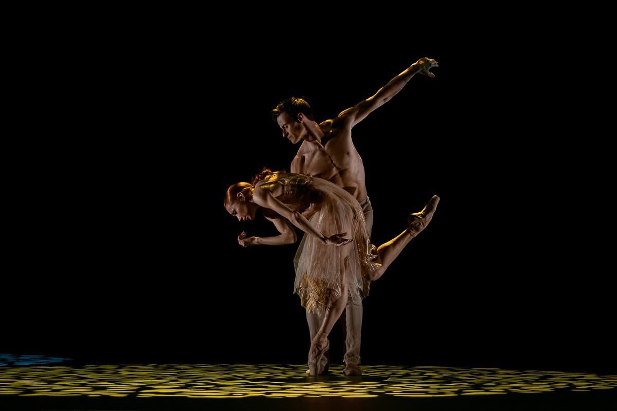 Iana Salenko (@ianasalenko) on Twitter photo <a href="/DFY_Magazine/">DANCEFORYOU MAGAZINE</a>
danceforyou-magazine.com/ballet-for-lif…
#ianasalenko #motherof3boys #kammertanzerin #ballerina #art #model #beauty #dancer #healthylife #mentalhealth #motivation #strong #berlin #ukranianballerina #style #design <a href="/DFY_Magazine/">DANCEFORYOU MAGAZINE</a>
danceforyou-magazine.com/ballet-for-lif…
#ianasalenko #motherof3boys #kammertanzerin #ballerina #art #model #beauty #dancer #healthylife #mentalhealth #motivation #strong #berlin #ukranianballerina #style #design
