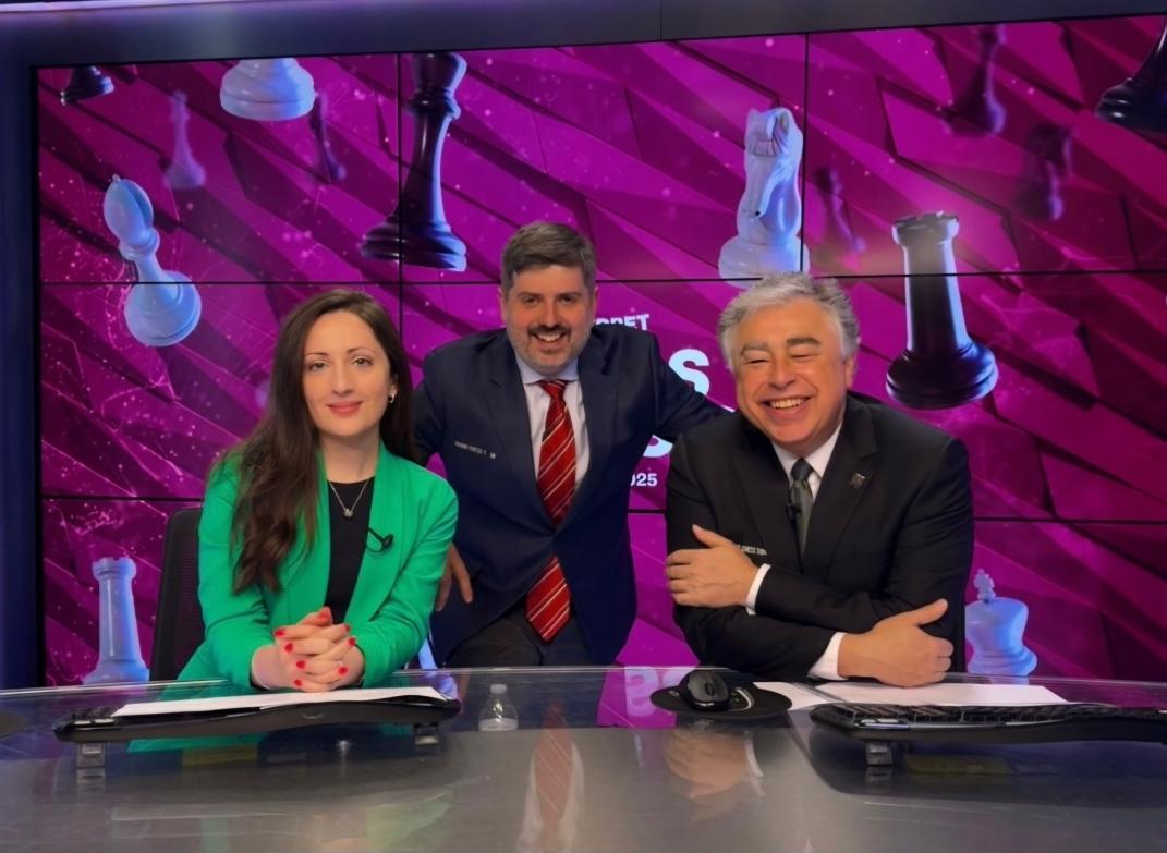 From Bucharest to St. Louis! Stay tuned with Grandmasters Yasser Seirawan, Cristian Chirila and Peter Svidler, IM Nazi Paikidze and WGM Anastasia Karlovich on the Saint Louis Chess Club’s YouTube and Twitch channels!
youtube.com/live/XjksWX3Ca…
#grandchesstour