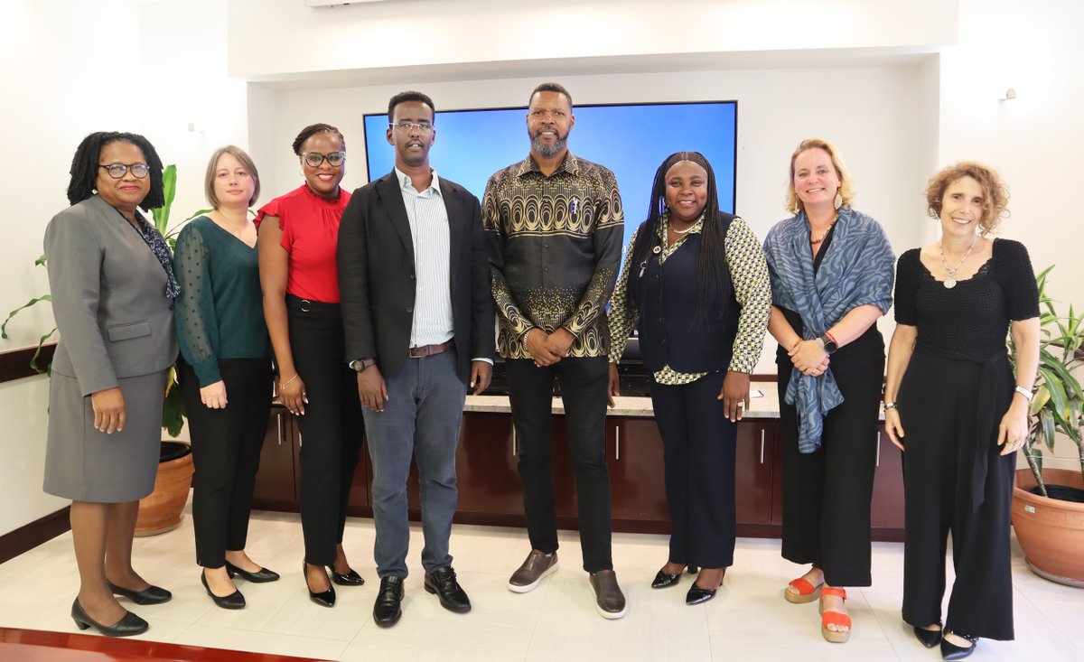 <a href="/VI_Premier/">Office of the Premier</a> <a href="/bvigovoff/">Governors Office BVI</a> <a href="/jonitokomusa/">Joni Musabayana</a> <a href="/CaribbeanUN/">United Nations Caribbean</a> <a href="/BritishVirginIs/">British Virgin Is</a> <a href="/ILOCaribbean/">ILO Caribbean</a> met with the #BritishVirginIslands Social Security Board 🇻🇬 to strengthen social protection &amp; improve coverage for informal workers &amp; youth. A key step toward inclusion &amp; decent work.
Together, we’re working to ensure no one is left behind
<a href="/bvissb/">BVI Social Security</a> <a href="/CaribbeanUN/">United Nations Caribbean</a>