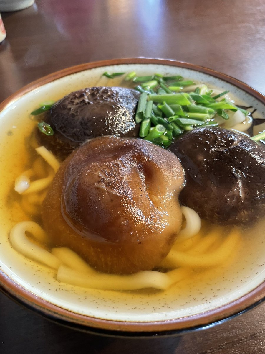 百々和宏と69ers今週末は明日5/9(金)福岡ユーテロ〜10(土)小倉FUSE〜11(日)宮崎ぱーくと回ります毎度のことながら九州はギリギリ駆け込み予約が多くてキモ冷やすハリーアップでプリーズ
momokazuhiro.com/category/live/