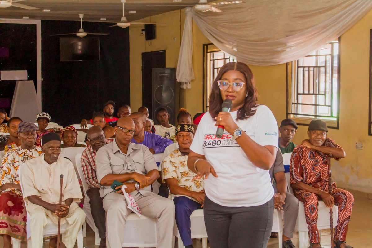AgalaVetty's tweet photo. PROJECT 48:480 IMPACTING LIVES IN IBAA, EMUOHA LGA

I marked my 48th birthday with Project 48:480 Impacting Lives, ensuring 480 residents of Ibaa, Emuoha LGA, gained access to the Basic Healthcare Provision Fund and RivCare schemes.

Check thread 👇 https://t.co/tHdZTmu6NX