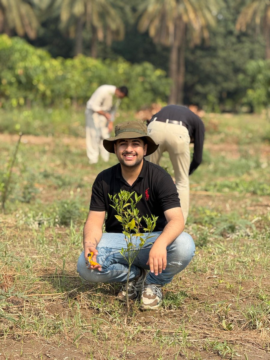 Ibrar3485's tweet photo. IT'S ABOUT TODAY FIELDWORK👨‍🌾.

Train your mind to see the good in everything. Positivity is a choice.The happiness of your life depends on the quality of your thoughts. https://t.co/ZusSfI8lFP