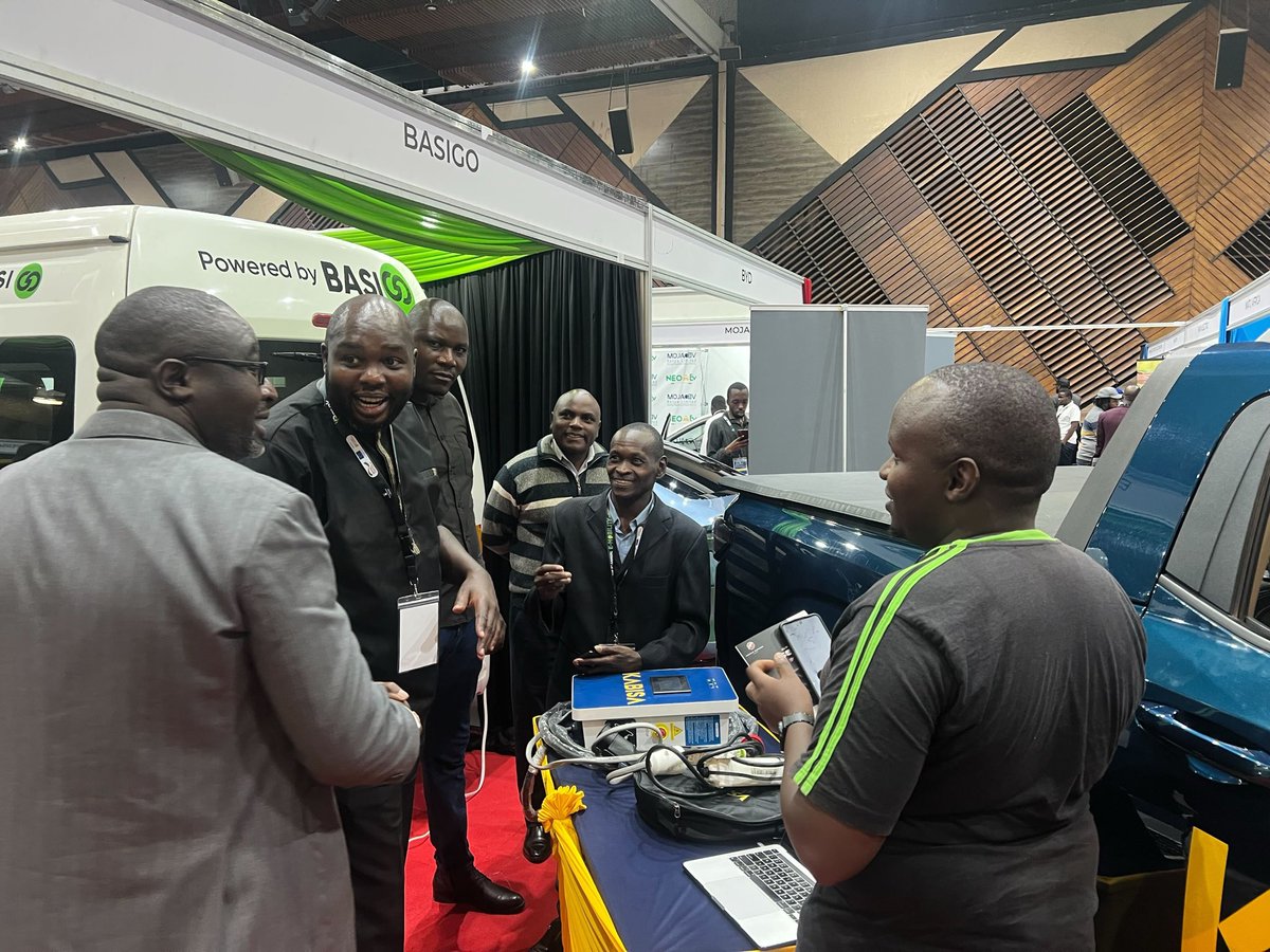 We were honored to have Mr.Alex Wachira, Principal Secretary of Kenya’s Ministry of Energy, experience our Radar RD6 Pickup at the exhibition. The insightful conversations at the exhibition fueled our excitement for the future of sustainable transport. 🔋