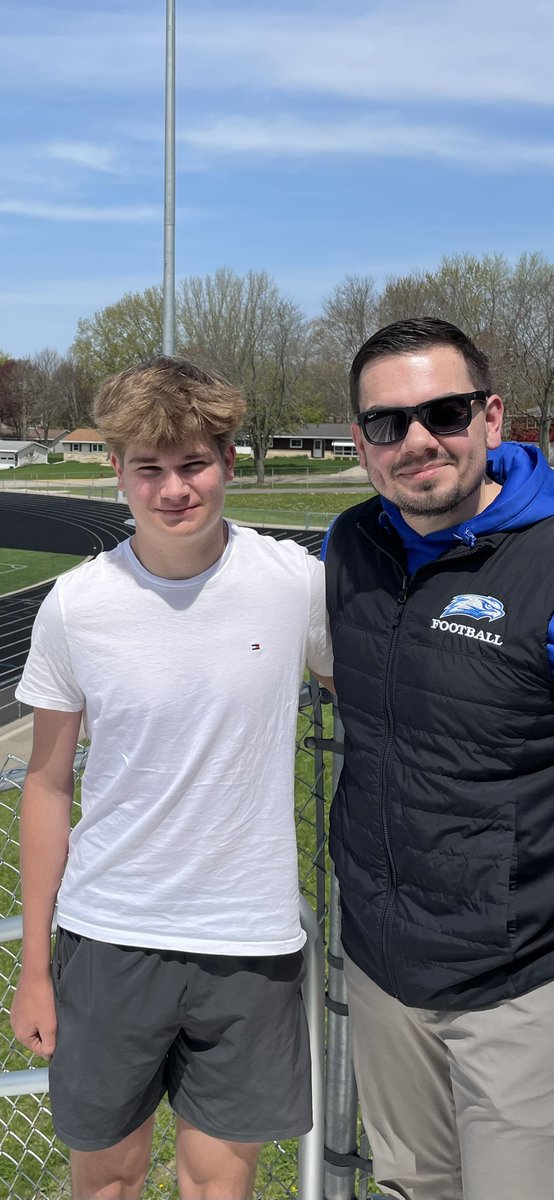Husticon Football (@husticonfb) on Twitter photo Thank you <a href="/jfederico8/">Coach Federico</a> for coming to <a href="/GoMarshmen/">Horicon School District</a> Horicon High school to talk to our QB <a href="/b34RM11/">barrett meyer</a> about <a href="/CUWFB/">CUW Falcon Football</a> academics and football!
@B19Kamrath <a href="/PrepRedzoneWI/">Prep Redzone Wisconsin</a> <a href="/MJ_NFLDraft/">Mark Johnson</a> Thank you <a href="/jfederico8/">Coach Federico</a> for coming to <a href="/GoMarshmen/">Horicon School District</a> Horicon High school to talk to our QB <a href="/b34RM11/">barrett meyer</a> about <a href="/CUWFB/">CUW Falcon Football</a> academics and football!
@B19Kamrath <a href="/PrepRedzoneWI/">Prep Redzone Wisconsin</a> <a href="/MJ_NFLDraft/">Mark Johnson</a>