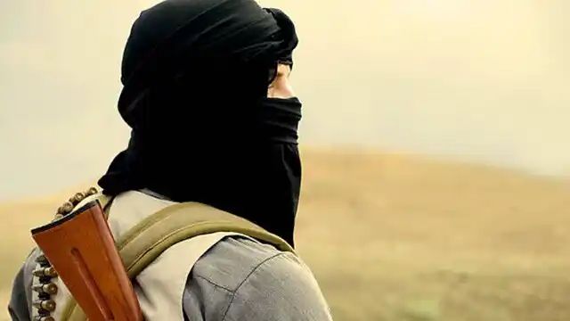_S_Nit.. (@_s_nit) on Twitter photo #IndiaPakistanWar
рдкрд╣рд▓рдЧрд╛рдо рд╣рдорд▓реЗ рдХреЗ рдмрд╛рдж рднрд╛рд░рдд рдФрд░ рдкрд╛рдХрд┐рд╕реНрддрд╛рди рдХреЗ рдмреАрдЪ рдореЗрдВ рддрдирд╛рд╡ рд▓рдЧрд╛рддрд╛рд░ рдмрдврд╝рддрд╛ рдЬрд╛ рд░рд╣рд╛ рд╣реИред рдЗрд╕реА рдмреАрдЪ рднрд╛рд░рдд рдХрд╛ рдПрдХ рдФрд░ рджреБрд╢реНрдорди рд╕рд╛рдордиреЗ рдЖ рдЧрдпрд╛ рд╣реИред рдЕрд▓рдХрд╛рдпрджрд╛ рдиреЗ рднрд╛рд░рддреАрдп рд╡рд╛рдпреБрд╕реЗрдирд╛ рджреНрд╡рд╛рд░рд╛ рдХрд┐рдП рдЧрдП рдСрдкрд░реЗрд╢рди рд╕рд┐рдВрджреВрд░ рдХреА рдирд┐рдВрджрд╛ рдХрд░рддреЗ рд╣реБрдП рдкреВрд░реЗ рднрд╛рд░рддреАрдп рдЙрдкрдорд╣рд╛рджреНрд╡реАрдк рдореЗрдВ рдирдП рд╕рд┐рд░реЗ рд╕реЗ рдЬрд┐рд╣рд╛рдж рдХрд╛ рдЖрд╣реНрд╡рд╛рди рдХрд┐рдпрд╛ рд╣реИред #IndiaPakistanWar
рдкрд╣рд▓рдЧрд╛рдо рд╣рдорд▓реЗ рдХреЗ рдмрд╛рдж рднрд╛рд░рдд рдФрд░ рдкрд╛рдХрд┐рд╕реНрддрд╛рди рдХреЗ рдмреАрдЪ рдореЗрдВ рддрдирд╛рд╡ рд▓рдЧрд╛рддрд╛рд░ рдмрдврд╝рддрд╛ рдЬрд╛ рд░рд╣рд╛ рд╣реИред рдЗрд╕реА рдмреАрдЪ рднрд╛рд░рдд рдХрд╛ рдПрдХ рдФрд░ рджреБрд╢реНрдорди рд╕рд╛рдордиреЗ рдЖ рдЧрдпрд╛ рд╣реИред рдЕрд▓рдХрд╛рдпрджрд╛ рдиреЗ рднрд╛рд░рддреАрдп рд╡рд╛рдпреБрд╕реЗрдирд╛ рджреНрд╡рд╛рд░рд╛ рдХрд┐рдП рдЧрдП рдСрдкрд░реЗрд╢рди рд╕рд┐рдВрджреВрд░ рдХреА рдирд┐рдВрджрд╛ рдХрд░рддреЗ рд╣реБрдП рдкреВрд░реЗ рднрд╛рд░рддреАрдп рдЙрдкрдорд╣рд╛рджреНрд╡реАрдк рдореЗрдВ рдирдП рд╕рд┐рд░реЗ рд╕реЗ рдЬрд┐рд╣рд╛рдж рдХрд╛ рдЖрд╣реНрд╡рд╛рди рдХрд┐рдпрд╛ рд╣реИред