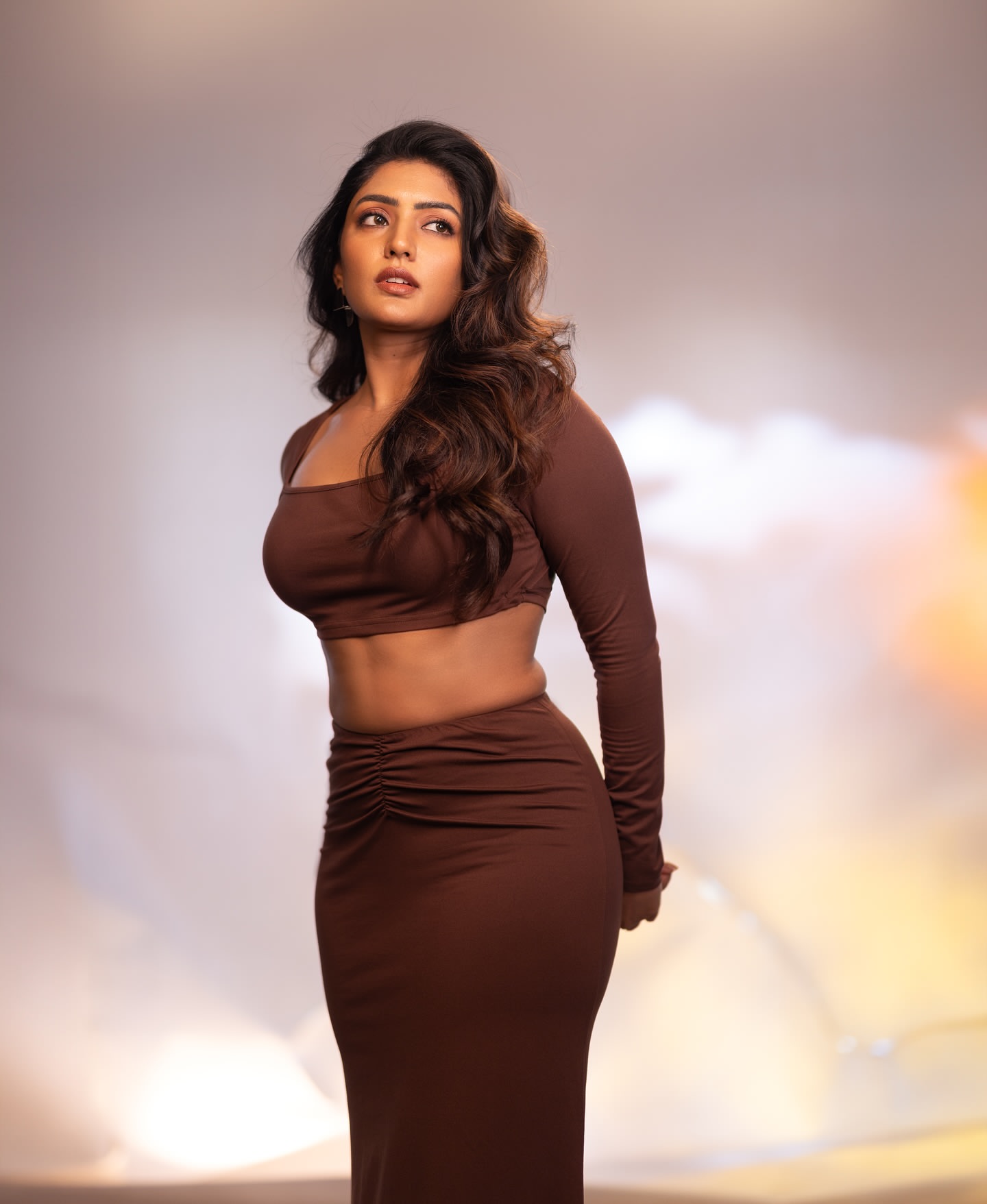 GqbPO6TWYAAvqop?format=jpg&name=large