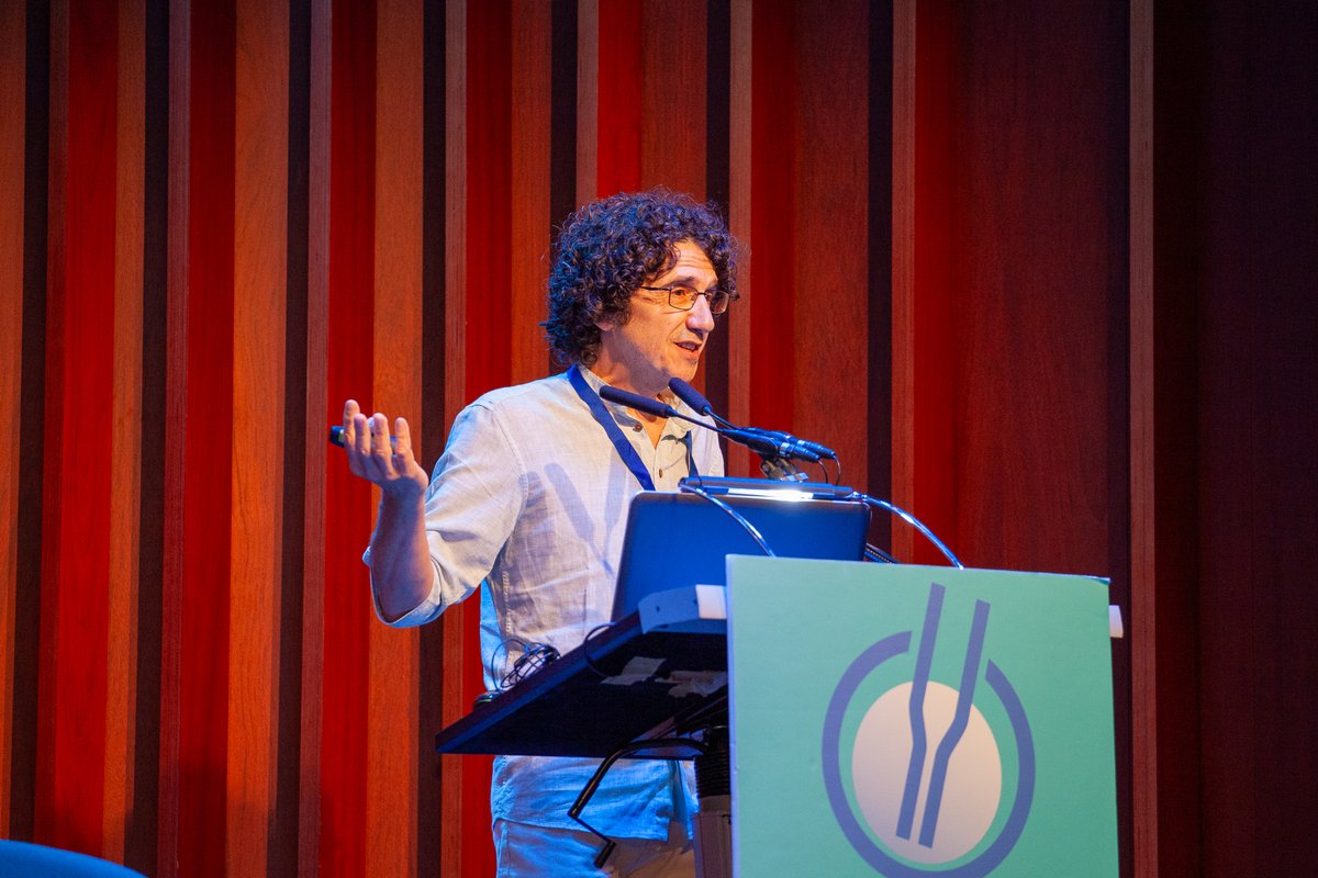 Trail Solidari Alcoi (@trailalcoi) on Twitter photo Marcos Malumbres, profesor ICREA en el Valle d’Hebrón Institute of Oncology imparte su ponencia “estilo de vida y prevención: como convertir un deseo en un proyecto científico y social”.
@aseicanews
<a href="/contraelcancer/">HAZTE UNA MAMOGRAFIA</a>
<a href="/ibionsnutricion/">IBIONS - Nutrición y Cáncer</a>
<a href="/VHIO/">Vall d’Hebron Institute of Oncology (VHIO)</a> Marcos Malumbres, profesor ICREA en el Valle d’Hebrón Institute of Oncology imparte su ponencia “estilo de vida y prevención: como convertir un deseo en un proyecto científico y social”.
@aseicanews
<a href="/contraelcancer/">HAZTE UNA MAMOGRAFIA</a>
<a href="/ibionsnutricion/">IBIONS - Nutrición y Cáncer</a>
<a href="/VHIO/">Vall d’Hebron Institute of Oncology (VHIO)</a>