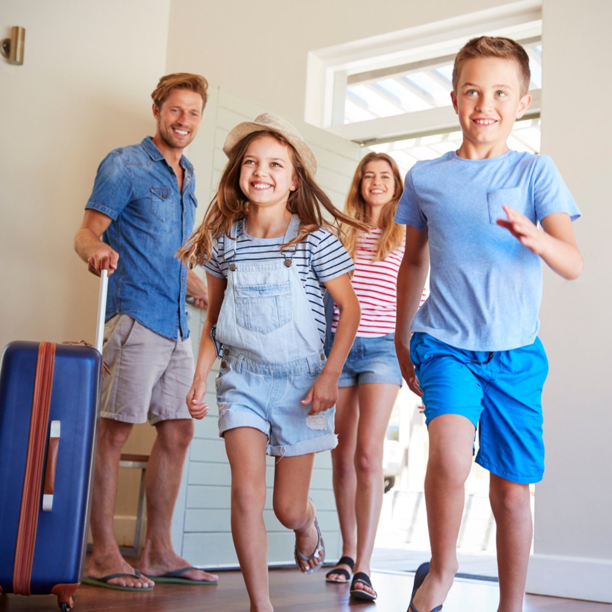 diyosemitepark's tweet photo. Destination: #familybonding. Traveling with your loved ones is about the memories you create and the bonds you strengthen. Book that #familytrip to California because the #adventure is sweeter when it's shared! ❤️ #Travel #FamilyVacation https://t.co/AUH8cZhZAx