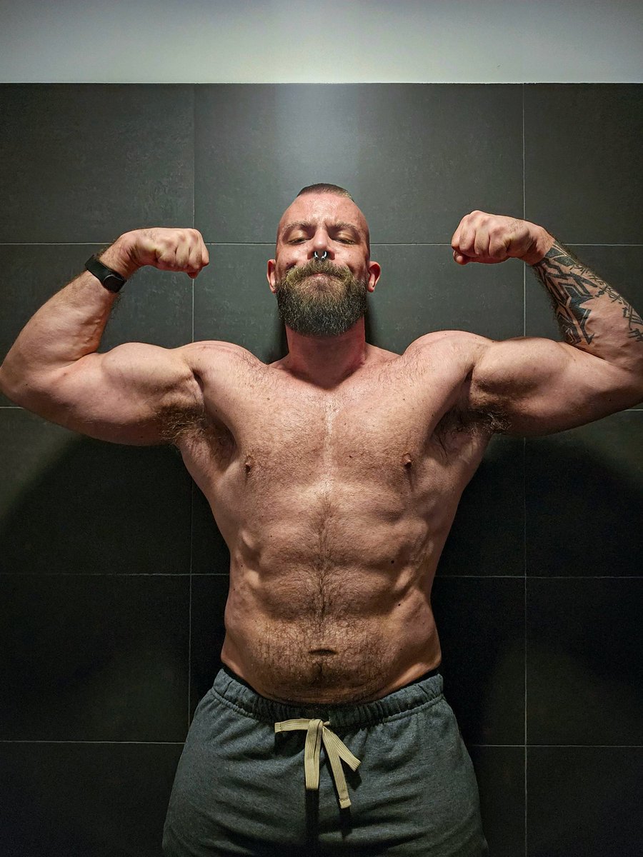 Cutting down and really enjoying the new workout plan.