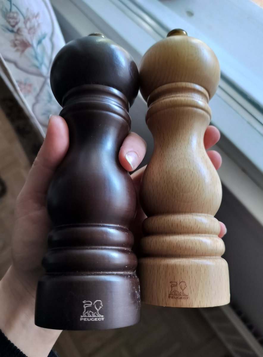 junkyard cat tweet media