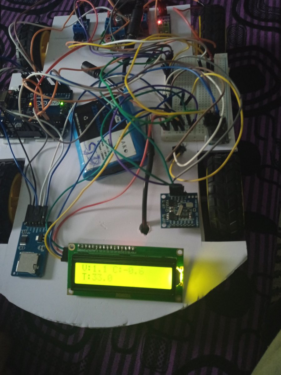 Annishivakumara's tweet image. 🔋 Smart Battery Monitoring System
Track voltage, temperature, current, and battery % in real-time using ESP32 + web UI!
Live graphs + Wi-Fi control = Smarter Energy ⚡
#BatteryMonitoring #ESP32Project #IoTInnovation #TechForGood #SmartTech #ArduinoProject #WebDevelopment