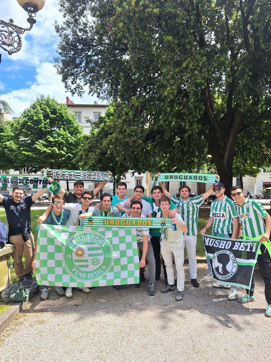 🔊La previa de un partido histórico en #HoraBetis 📻  15:00h 

➡️ Úlltima hora con nuestros enviados especiales <a href="/juanbustos5/">Juan Bustos 🍀</a> y <a href="/JulioRamosMon/">Julio Ramos</a> 

➡️ Charlaremos con bético ilustre, que conoce bien a la Fiorentina, nuestro Juan Miranda 💚

➡️ Análisis con <a href="/JesusBotelloAD/">Jesús Botello</a>