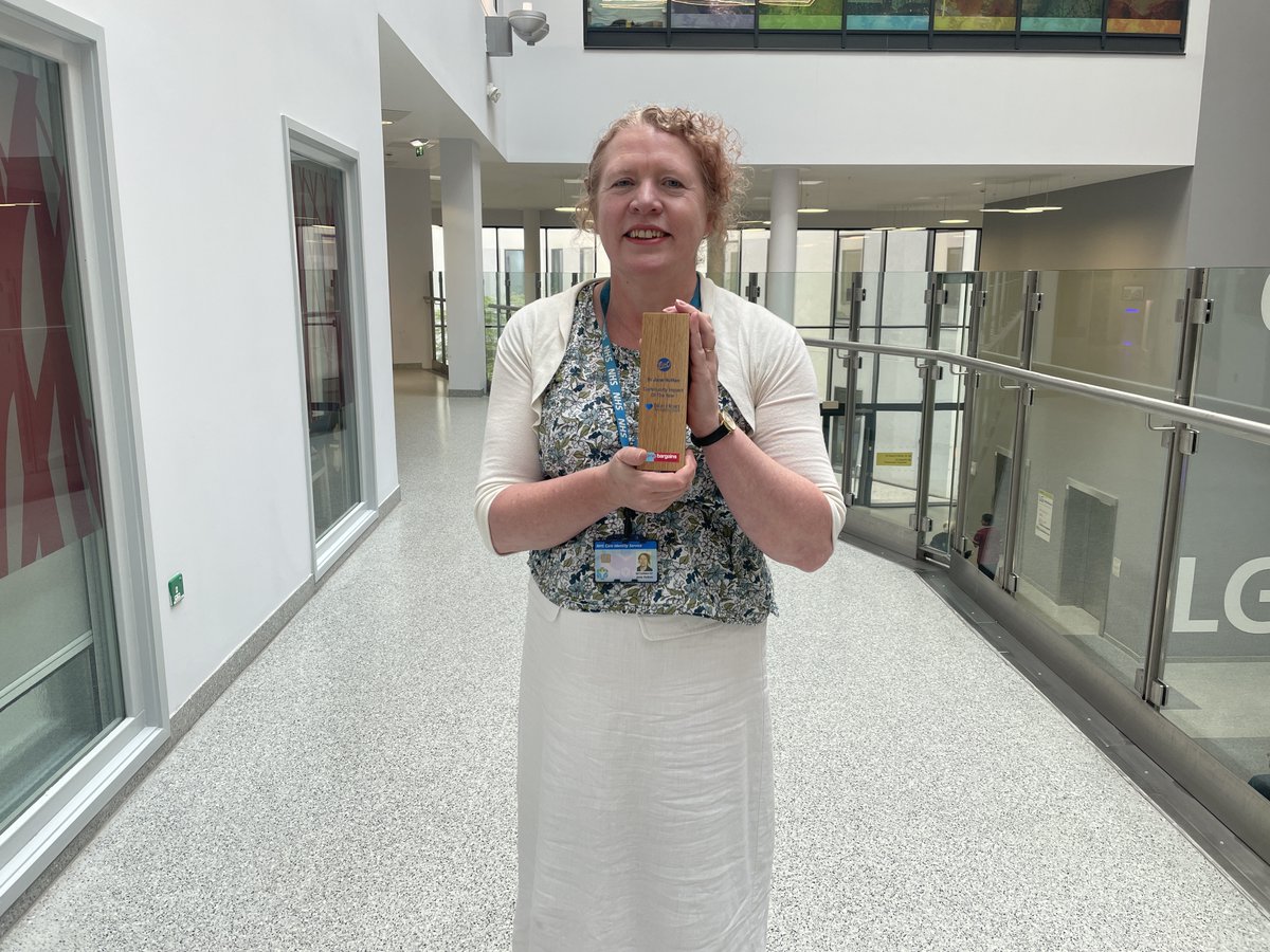 NHS University Hospitals of Liverpool Group (@nhsuhlg) on Twitter photo Congratulations to Dr Jane Hutton, Lead for Psychology at UHLG, who's won <a href="/EITC/">Everton in the Community</a> Blue Heart Award for her community work 🥳
Dr Hutton volunteers at The People’s Place, a specialist hub funded by EITC, providing mental health and wellbeing support.
More: bit.ly/4dbGDyf. Congratulations to Dr Jane Hutton, Lead for Psychology at UHLG, who's won <a href="/EITC/">Everton in the Community</a> Blue Heart Award for her community work 🥳
Dr Hutton volunteers at The People’s Place, a specialist hub funded by EITC, providing mental health and wellbeing support.
More: bit.ly/4dbGDyf.
