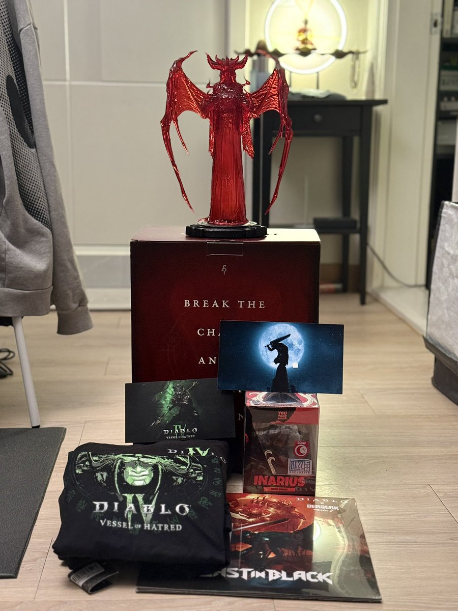 로망에 로망을 곱하면?
디아블로X베르세르크 아닌가요.

이런 선물을 보내주시다니
감사합니다 블리자드! ㅠㅠ

#블리자드 #디아블로 #베르세르크