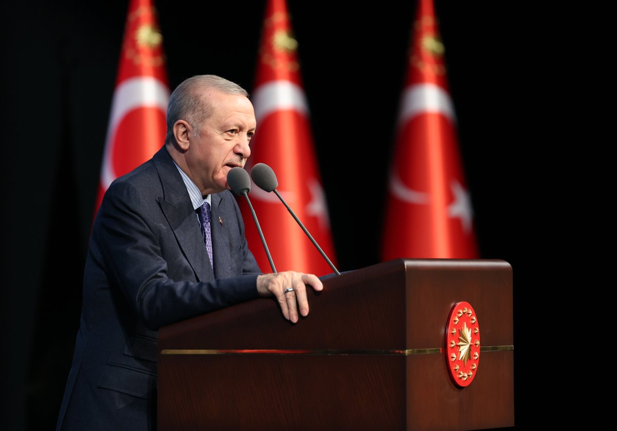 Erdoğan Dijital Medya (@rtedijital) on Twitter photo Cumhurbaşkanımız <a href="/RTErdogan/">Recep Tayyip Erdoğan</a>, Vakıflar Haftası Kutlama Programı'na katıldı.
“Vakıf, bizim için dayanışma ruhumuzun, yardımlaşma bilincimizin, birlik ve beraberlik şuurumuzun toplumsal hayattaki en parlak sembolüdür.” Cumhurbaşkanımız <a href="/RTErdogan/">Recep Tayyip Erdoğan</a>, Vakıflar Haftası Kutlama Programı'na katıldı.
“Vakıf, bizim için dayanışma ruhumuzun, yardımlaşma bilincimizin, birlik ve beraberlik şuurumuzun toplumsal hayattaki en parlak sembolüdür.”