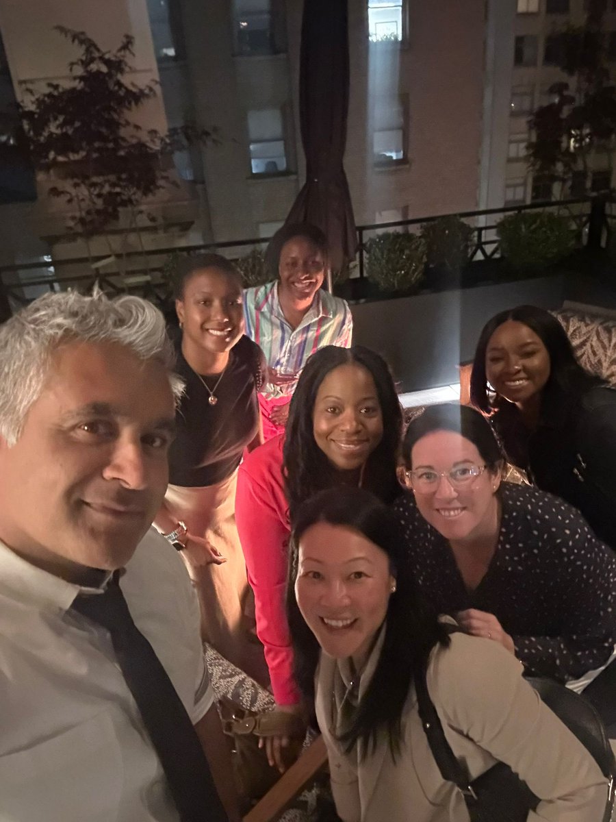 mellie_chow's tweet image. Energizing day 3 @a16z Ecosystem Leaders Networking. Connecting to build THE Tech Hub corridor 🇺🇸/🇨🇦 🌱💡🚀📈 #PTW #PhillyTechWeek @UCScienceCenter @TheUnionLeague @ArchangelFunds @Techstars @BlackOpsVC @rethink_capital #NewVoicesFund
#WomenVCPHL #WomenVCPhilly
#VentureCapital