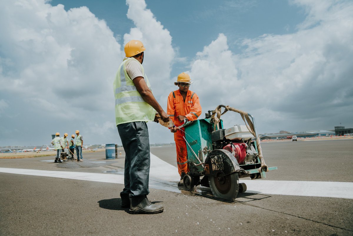 Pictures of the work carried out at Mumbai airport today during the six hour closure for pre monsoon work